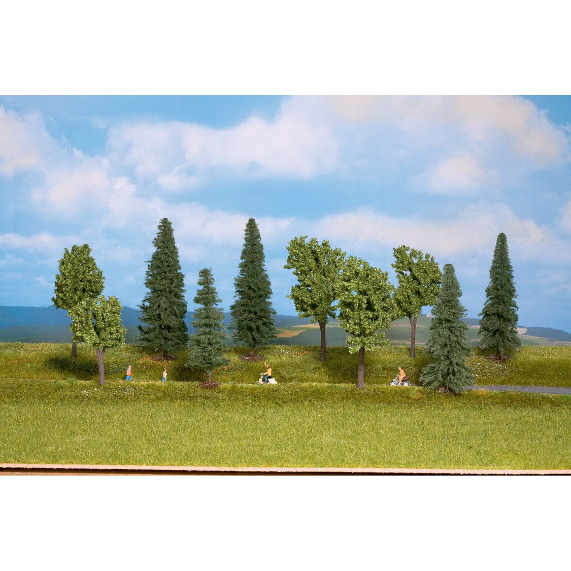 Walthers Mixed Deciduous & Pine Trees pkg(10) -- 1-9/16 to 3-3/8"  3.9 to 8.5cm (Includes Pin Base)