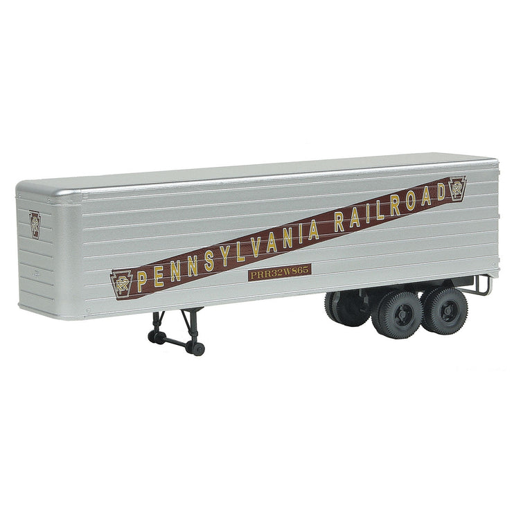 Walthers 35' Fluted-Side Trailer 2-Pack - Assembled -- Pennsylvania Railroad (silver, Tuscan)