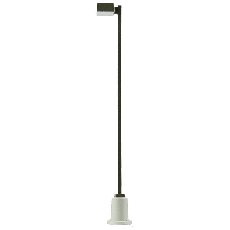 Walthers Single-Square Modern Parking Lot Light -- 3-3/4" Tall x 1/2" Wide  9.5 x 1.2cm