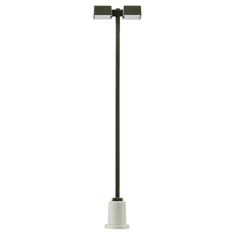 Walthers Double-Square Modern Parking Lot Light -- 3-3/4 x 13/16"  9.5 x 2cm