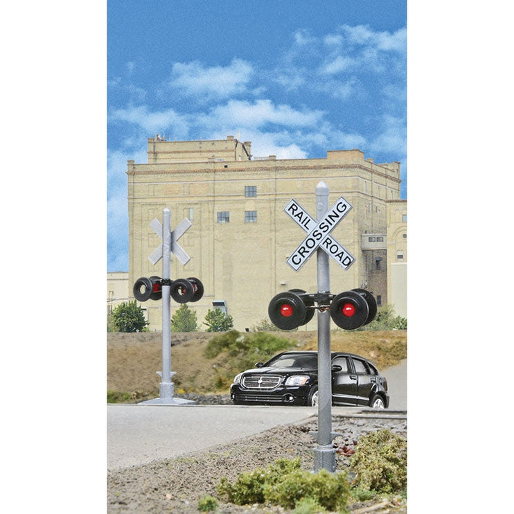 Walthers HO Scale SceneMaster Crossing Flashers Set of 2 Working Signals (Use with Crossing Signal Controller)