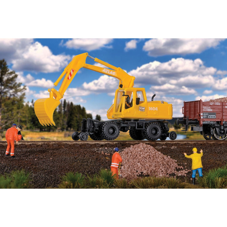 Walthers Hi-Rail Excavator -- Kit