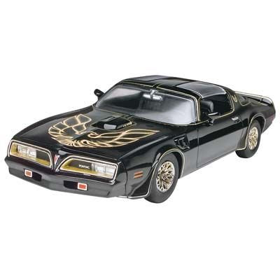 Revell S&B '77 Firebird New Licenses