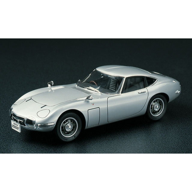 Hasegawa 1/24 Toyota 2000GT Early Type (1967)