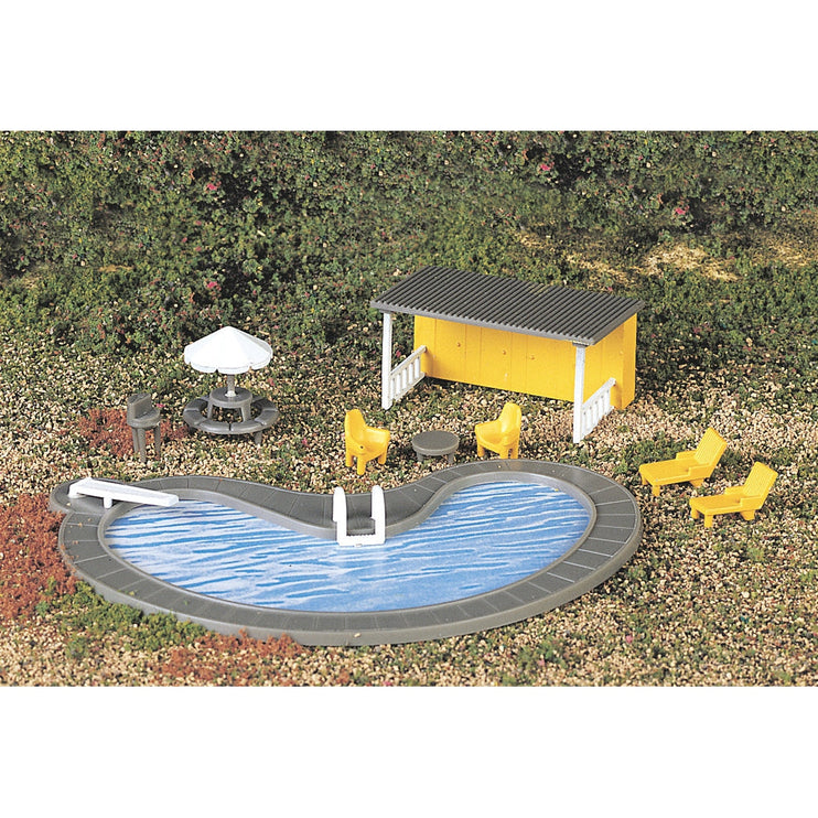 Bachmann HO Swimming Pool & Accessories