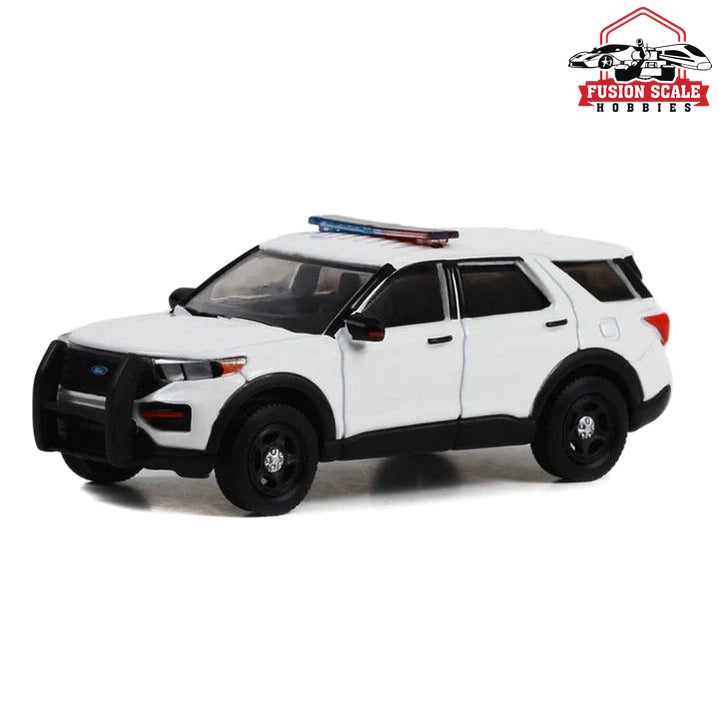 Greenlight Collectibles 2022 White Ford Police Interceptor w/ Lightbar 1:64 Diecast Model - Fusion Scale Hobbies