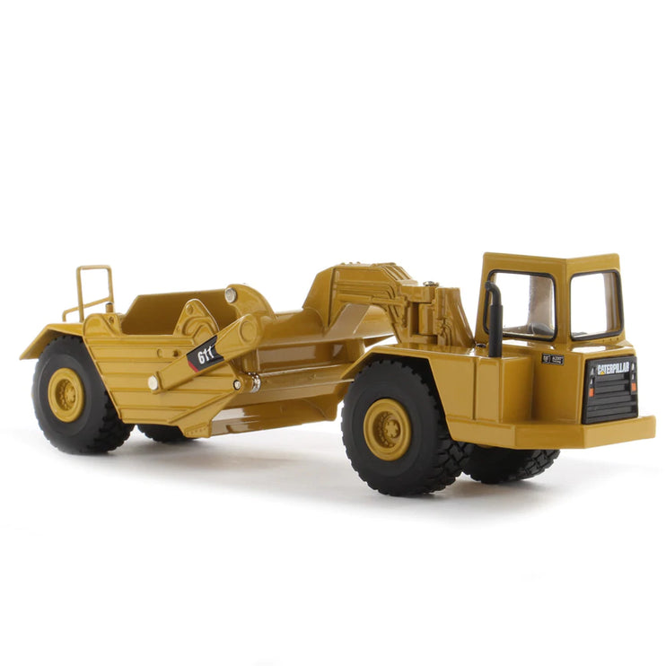 Diecast Masters 1:64 Cat Wheel Tractor 611 Scraper - Fusion Scale Hobbies