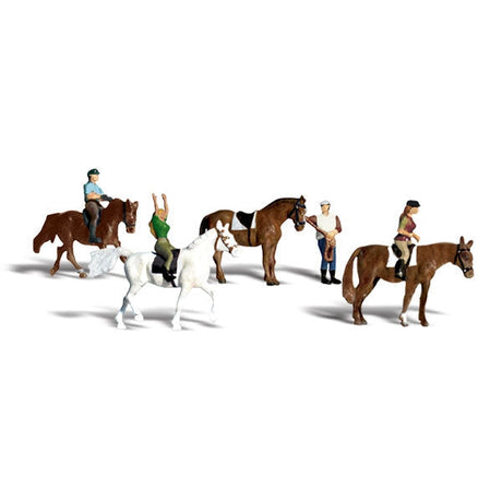 Horseback Riders - HO Scale - A set of four horses and four riders