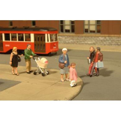 Bachmann O Strolling Figures/6pc