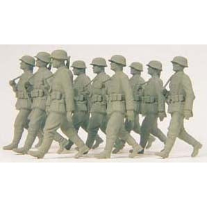Preiser 1/35 Unpainted Grenadiers Marching German Reich 1939-45 (9) (Kit)