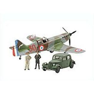 1/48 Dewoitine D520 French Aces Aircraft w/Staff Car - Fusion Scale Hobbies