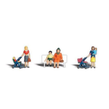 Moms & Kids - HO Scale - Set included three moms and three kids